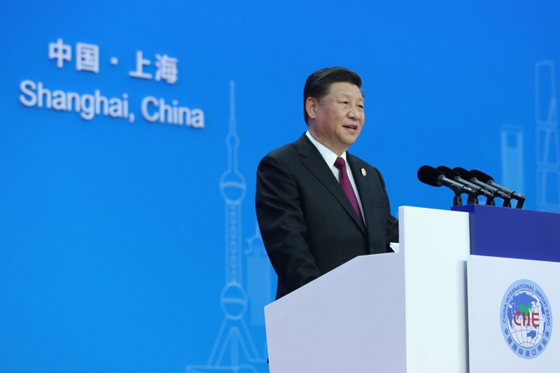 　11月5日，首届中国国际进口博览会在上海开幕。国家主席习近平出席开幕式并发表题为《共建创新包容的开放型世界经济》的主旨演讲。新华社记者 谢环驰 摄